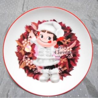 フジヤ(不二家)の【不二家】ペコちゃんクリスマスプレート・2007☆彡≪非売品≫^^(陶芸)