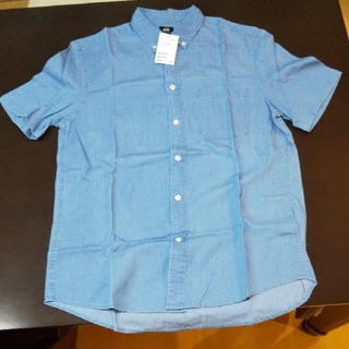 エイチアンドエム(H&M)のH&M 新品 デニムシャツ 半袖 メンズ(シャツ)