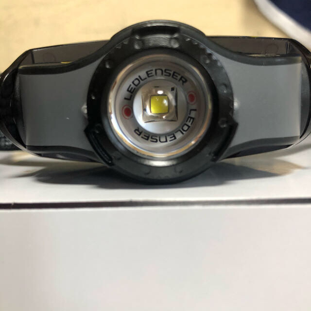 LEDLENSER(レッドレンザー)のメタルシュー様専用 LED LENSER MH3 黒 スポーツ/アウトドアのアウトドア(ライト/ランタン)の商品写真