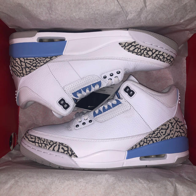 NIKE AIR JORDAN 3 RETRO UNC 1