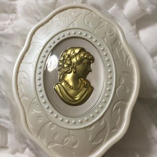 レメルヴェイユーズラデュレ(Les Merveilleuses LADUREE)の最終お値下げ!!レ･メルヴェイユーズ ラデュレ プレスト チークカラー N 03(チーク)