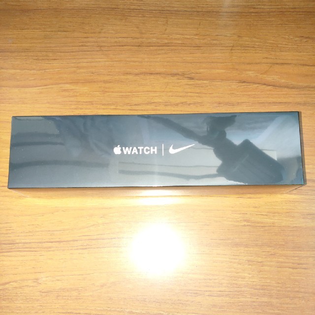 時計新品 Apple Watch 5 セルラー モデル Series5 40mm