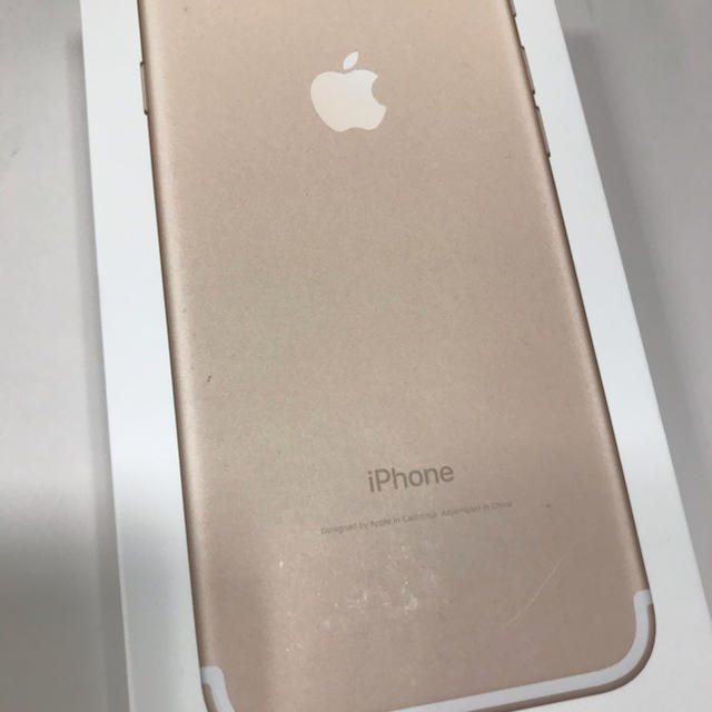 iPhone7 32GB SIMロック解除済　新品未使用品　GOLD