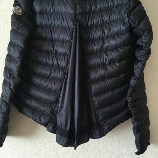 MONCLER - 希少モンクレール sacai ライトダウンジャケット バック ...