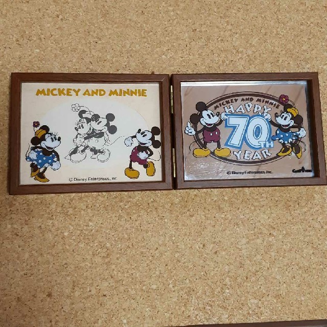 Disney(ディズニー)の写真立て　Mickey and Minnie エンタメ/ホビーのおもちゃ/ぬいぐるみ(キャラクターグッズ)の商品写真