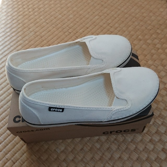 crocs(クロックス)のcrocsスニーカー レディースの靴/シューズ(スニーカー)の商品写真