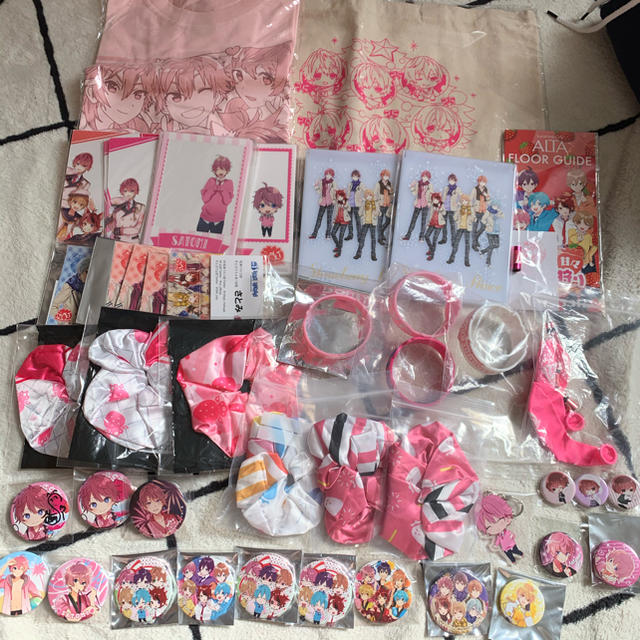 株式会社CRESCE すとぷり さとみくん グッズ まとめ売り 写真5枚あり 株式会社CRESCE すとぷり さとみくん グッズ まとめ売り 写真5枚あり