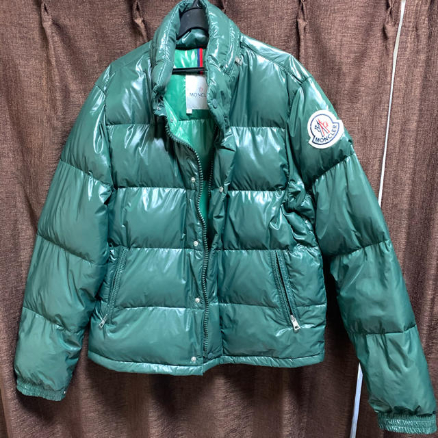 MONCLER(モンクレール)のモンクレール エベレスト ダウンジャケット　メンズ メンズのジャケット/アウター(ダウンジャケット)の商品写真