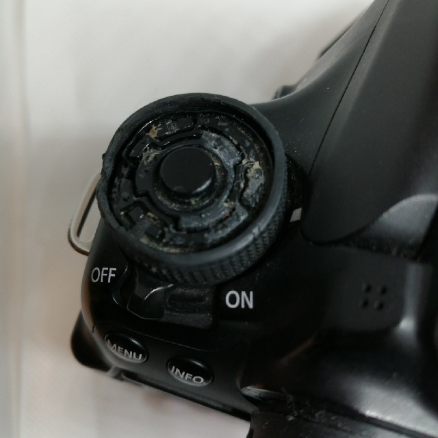 Canon EOS70D ボディ バッテリー 充電器 3