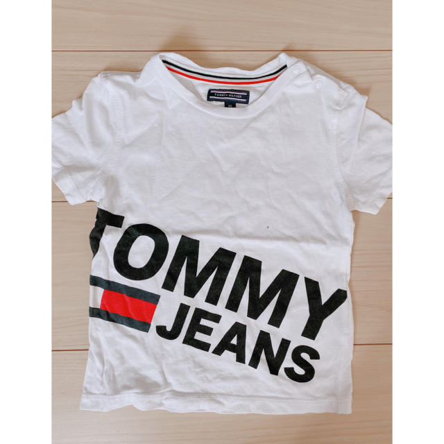 TOMMY HILFIGER(トミーヒルフィガー)のTOMMY HILFIGER Tシャツ 80 キッズ/ベビー/マタニティのベビー服(~85cm)(Ｔシャツ)の商品写真