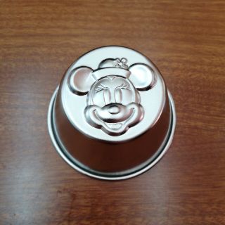 ディズニー(Disney)のミッキー　ミニー　プリン型(調理道具/製菓道具)