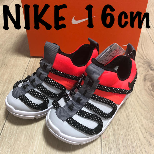 NIKE(ナイキ)の16 ナイキノービス スニーカー シューズ スリッポン キッズ 子供用　靴 キッズ/ベビー/マタニティのキッズ靴/シューズ(15cm~)(スニーカー)の商品写真