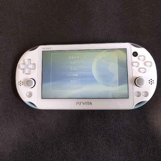 携帯用ゲーム機本体psvita2000 32ｷﾞｶ