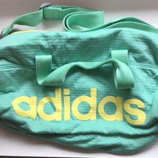 アディダス(adidas)のadidas ボストンバック　スポーツバッグ(ボストンバッグ)