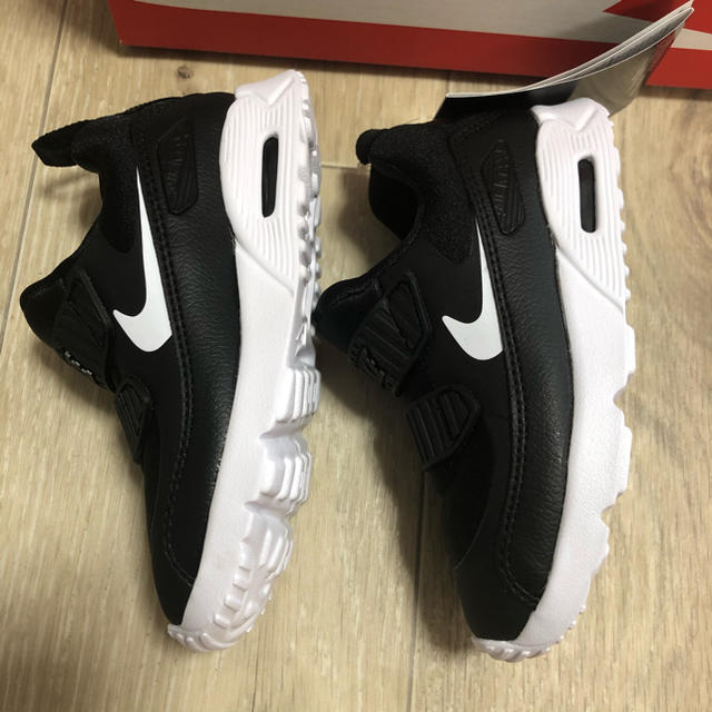 NIKE(ナイキ)のちゃんえな様専用 キッズ/ベビー/マタニティのキッズ靴/シューズ(15cm~)(スニーカー)の商品写真