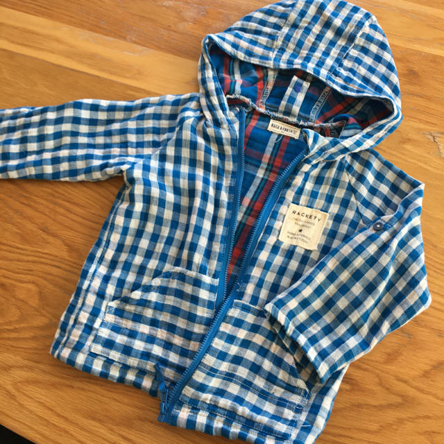 パーカー キッズ/ベビー/マタニティのキッズ服男の子用(90cm~)(ジャケット/上着)の商品写真