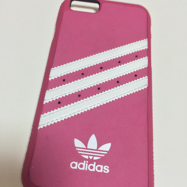 adidas(アディダス)のadidas iPhone6/6sケース スマホ/家電/カメラのスマホアクセサリー(モバイルケース/カバー)の商品写真