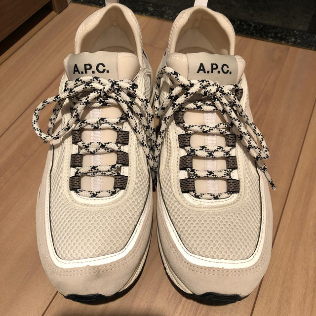 A.P.C(アーペーセー)のapcスニーカー レディースの靴/シューズ(スニーカー)の商品写真