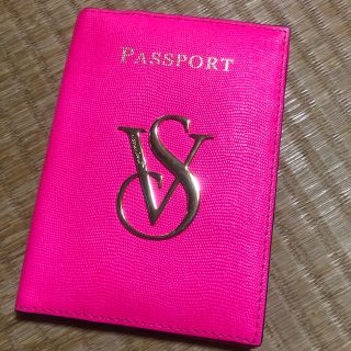 ヴィクトリアズシークレット(Victoria's Secret)のvictoria's secret パスポートケース(パスケース/IDカードホルダー)