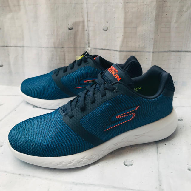 SKECHERS(スケッチャーズ)の新品　箱付き未使用品　スケッチャーズ　28.5cm スニーカー　シューズ　紺 メンズの靴/シューズ(スニーカー)の商品写真