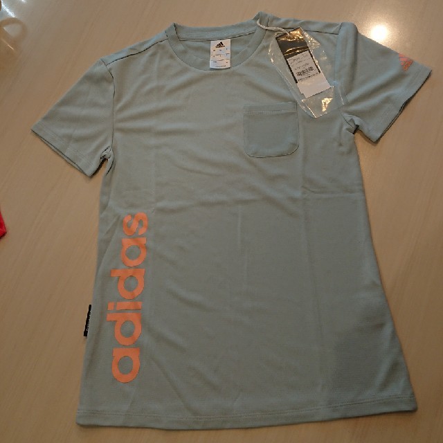 adidas(アディダス)のアディダス Tシャツ 150センチ キッズ/ベビー/マタニティのキッズ服女の子用(90cm~)(Tシャツ/カットソー)の商品写真