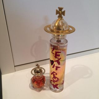 ヴィヴィアンウエストウッド(Vivienne Westwood)のヴィヴィアン香水セット(ユニセックス)