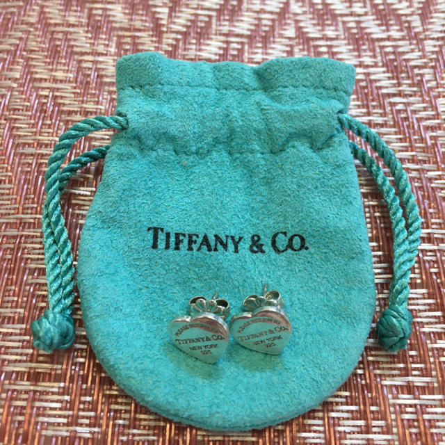 Tiffany ハートピアス