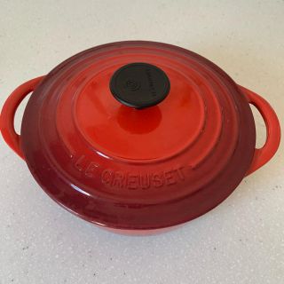 ルクルーゼ(LE CREUSET)の値下げ！美品！ル・クルーゼ ココット・ロンド 18cmチェリーレッド(鍋/フライパン)