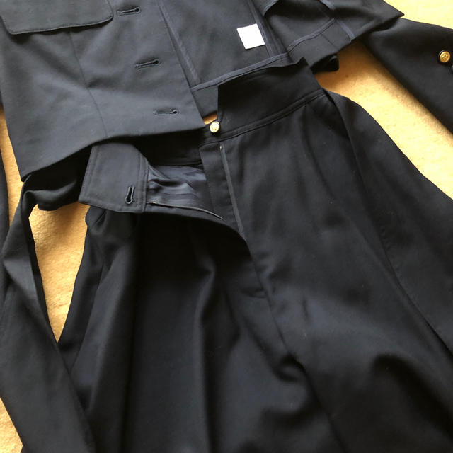 M'S GRACY(エムズグレイシー)のbaiou 未着用　9〜11号　紺スーツ　式典等にも　キュロットスカート レディースのフォーマル/ドレス(スーツ)の商品写真
