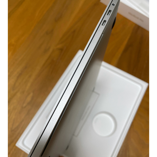 Apple(アップル)のMacBook Pro 2018 i5/16GB/512GB USキー 13” スマホ/家電/カメラのPC/タブレット(ノートPC)の商品写真
