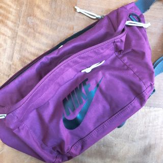 ナイキ(NIKE)の☆専用☆しのゔ♡様(ボディバッグ/ウエストポーチ)