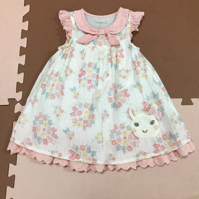 coeur a coeur(クーラクール)のクーラクール　フラワーワンピース　95 キッズ/ベビー/マタニティのキッズ服女の子用(90cm~)(ワンピース)の商品写真