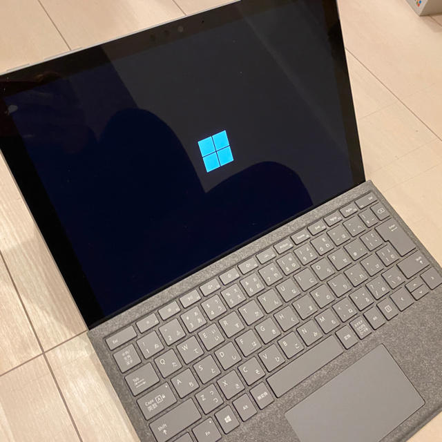 Microsoft(マイクロソフト)の【購入1年未満】Microsoft surface pro6 256GB スマホ/家電/カメラのPC/タブレット(ノートPC)の商品写真