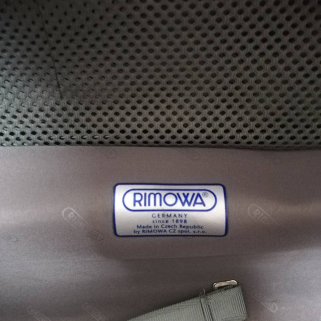 RIMOWA(リモワ)のPK⭐︎様専用スーツケース　機内持ち込み可能！TSAロック付き！ メンズのバッグ(トラベルバッグ/スーツケース)の商品写真