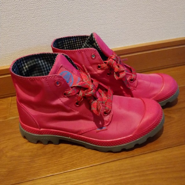 PALLADIUM(パラディウム)のPALLADIUM WATERPROOF 23.5cm ピンク レディースの靴/シューズ(スニーカー)の商品写真