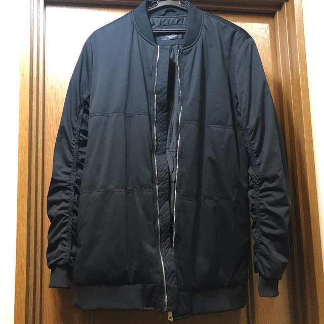 ZARA ma1 美品　40サイズ