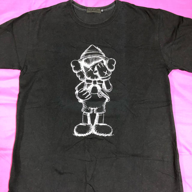 MEDICOM TOY(メディコムトイ)のKaws  OriginalFake   Tシャツ メンズのトップス(Tシャツ/カットソー(半袖/袖なし))の商品写真