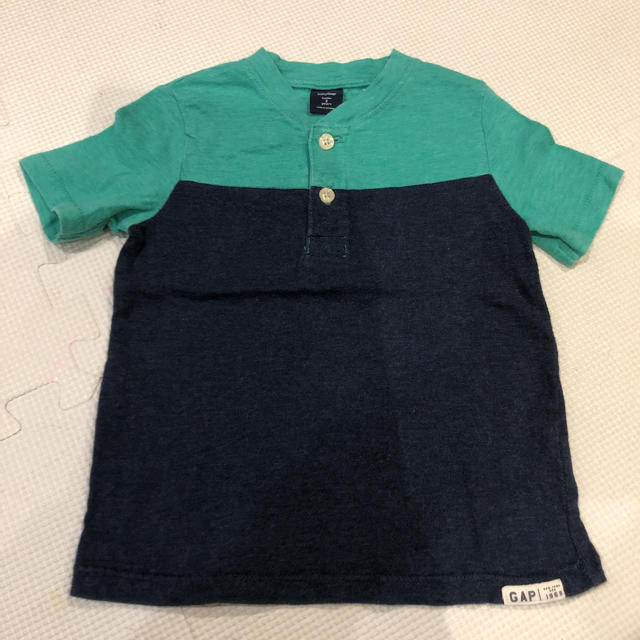 babyGAP(ベビーギャップ)のGAP Tシャツ 2years 95 キッズ/ベビー/マタニティのキッズ服男の子用(90cm~)(Tシャツ/カットソー)の商品写真