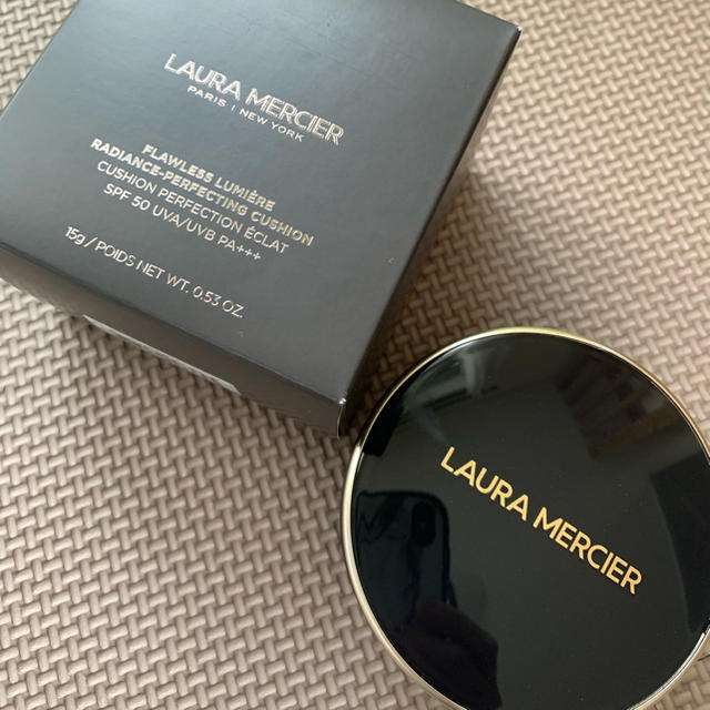 laura mercier(ローラメルシエ)のローラメルシエ  クッション　ファンデ　1w1  コスメ/美容のベースメイク/化粧品(ファンデーション)の商品写真