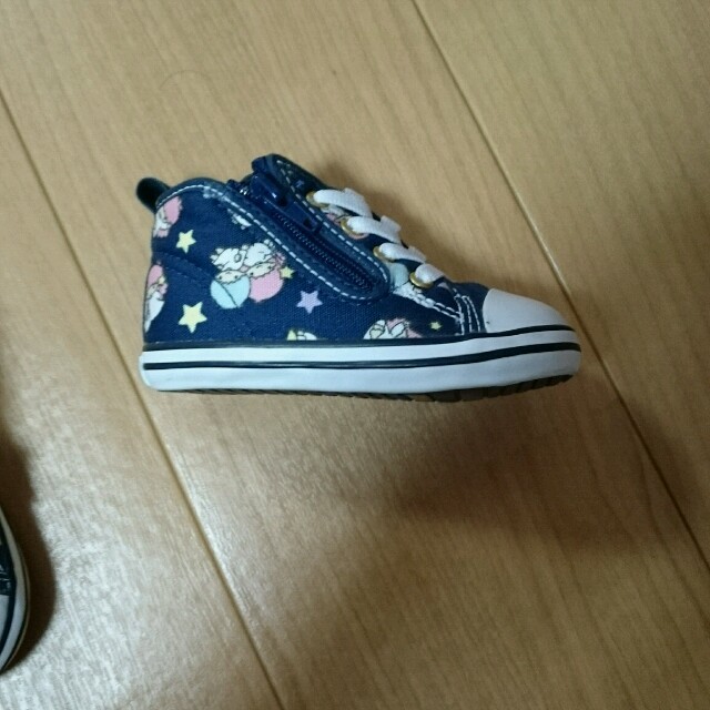 CONVERSE(コンバース)のコンバース キキララスニーカー キッズ/ベビー/マタニティのベビー靴/シューズ(~14cm)(スニーカー)の商品写真