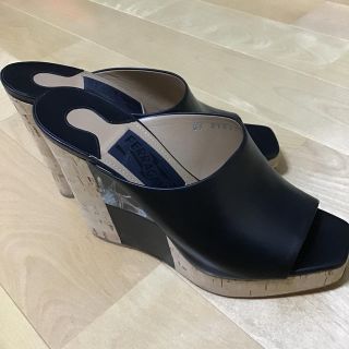 サルヴァトーレフェラガモ(Salvatore Ferragamo)のBlue様ご専用　フェラガモ 22cm シャネル、エルメス、ディオール好きにも(サンダル)