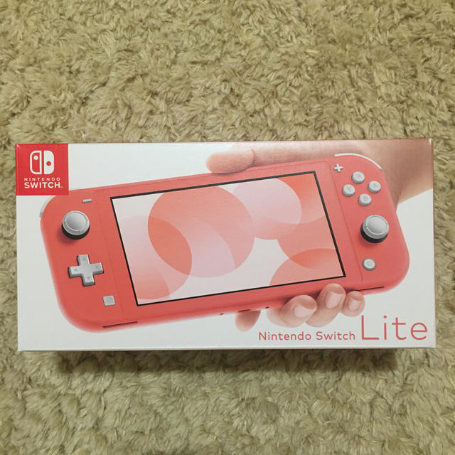 Nintendo Switch Lite コーラル