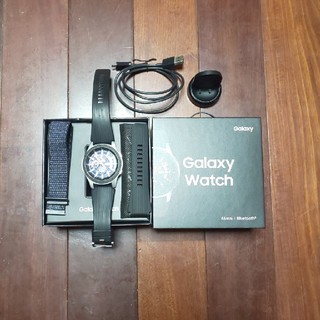 ギャラクシー(Galaxy)のGALAXY Watchスマートウォッチ/Silver 46mm 気圧計不良(腕時計(デジタル))