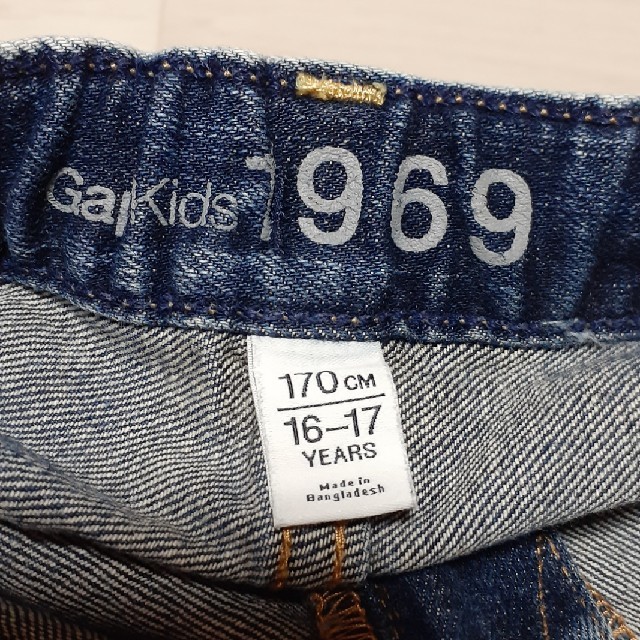 GAP Kids(ギャップキッズ)のGAP kids   ジーンズ   170cm キッズ/ベビー/マタニティのキッズ服男の子用(90cm~)(パンツ/スパッツ)の商品写真