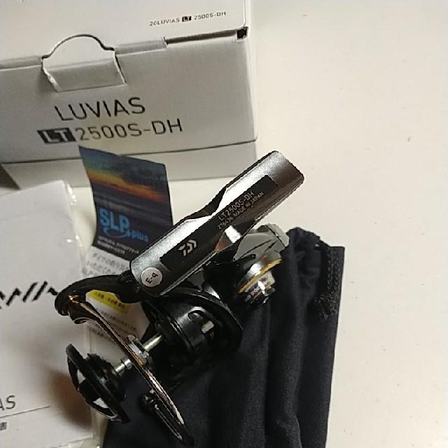 DAIWA 20 LUVIAS LT 2500S-DH　本体　付属品