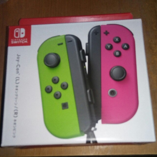 Joy-Con(L) ネオングリーン/(R) ネオンピンク