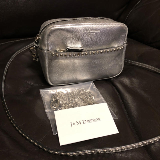 J&M DAVIDSON(ジェイアンドエムデヴィッドソン)の【未使用】J＆M Davidson / LIPSTICK WITH STUDS レディースのバッグ(ショルダーバッグ)の商品写真