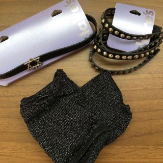 クレアーズ(claire's)の新古品3点セット チョーカー ブレスレット グローブ claire’s(ブレスレット/バングル)