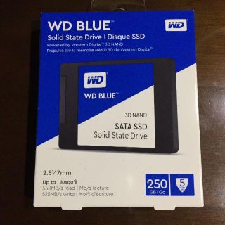 新品 SSD 250GB　WD Blue WDS250G2B0A(PC周辺機器)