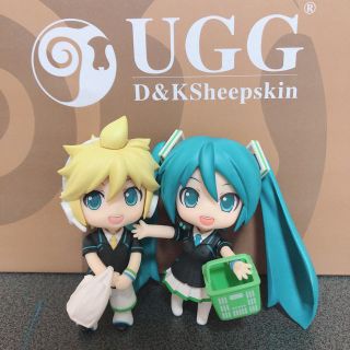 ファミマ　初音ミク　鏡音レン　フィギュア(キャラクターグッズ)